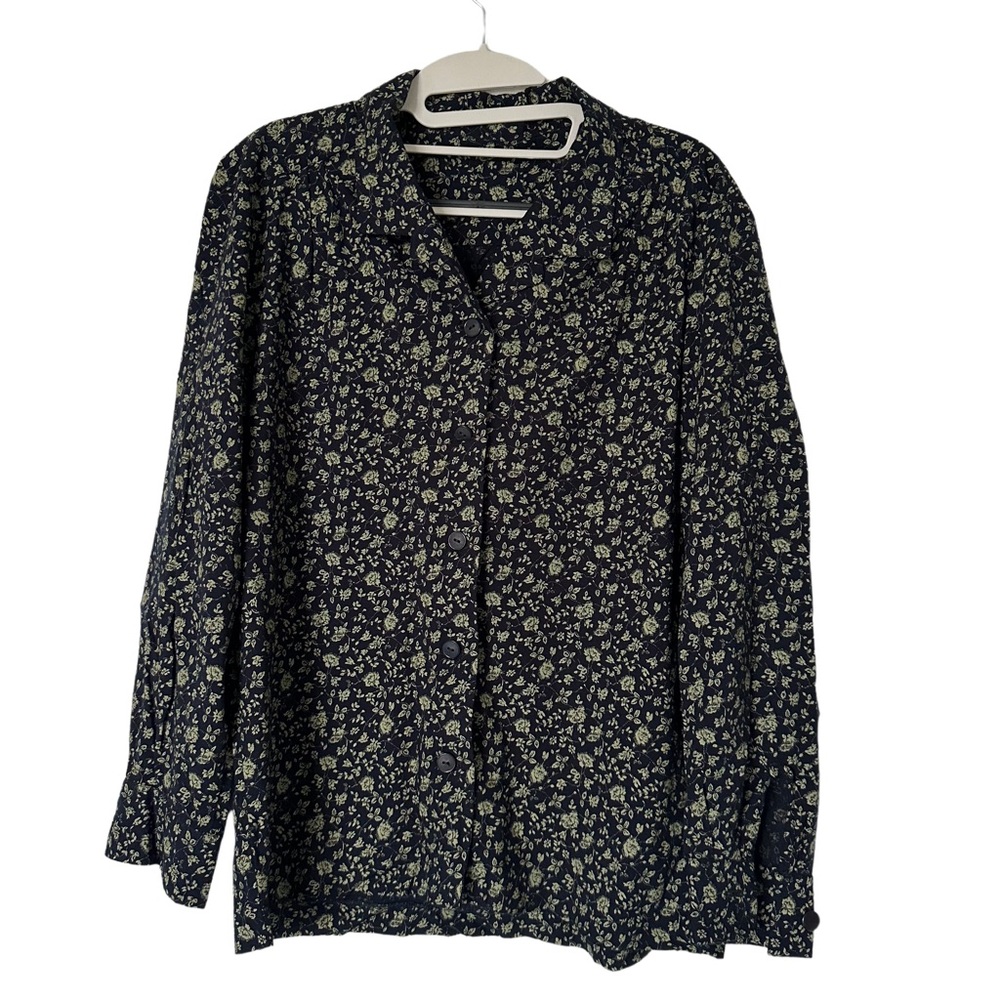 Dark Green Floral Button Down Size‎ M